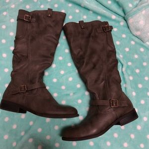 brown/gray riding boots!!